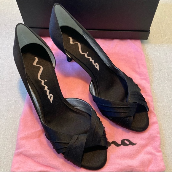 Nina, Black Luster Satin, Size 9M, Open Toe shoes. Original box and storage bag. - Picture 4 of 8